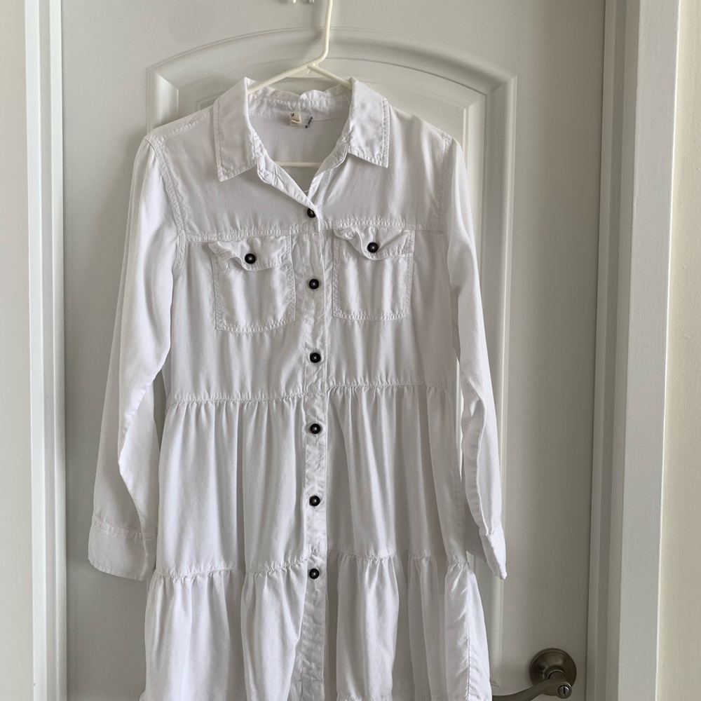 Elan White Long Sleeve Button-Front Tiered Dress